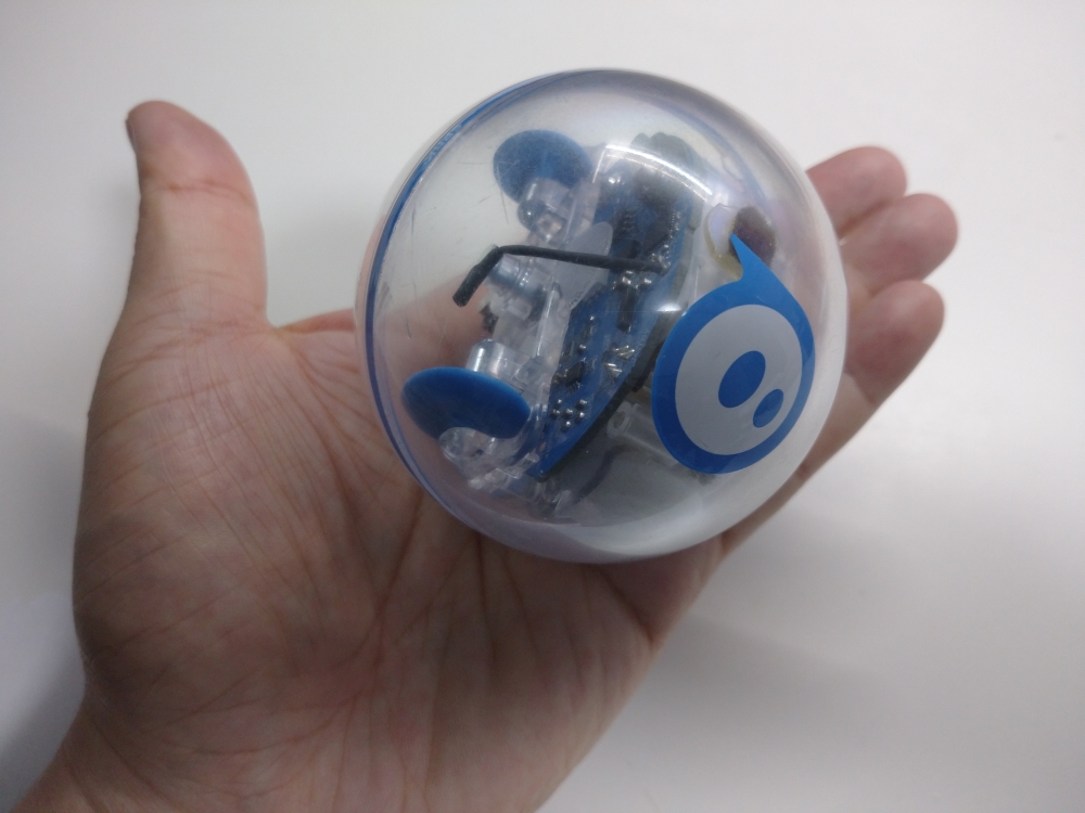 Sphero SPRK+ で学ぶロボットプログラミング（開封・リモコン編 